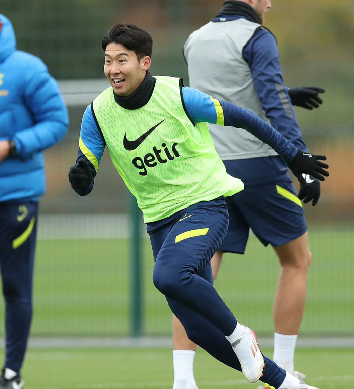 兰斯取得胜利，积极备战接下来的比赛的简单介绍